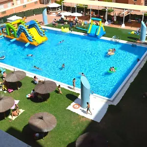 Junto A Fibes, Amplio, Luminoso, Con Piscina Y Parking Appartement