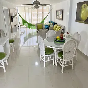  Apartamento En El Rodadero, Confortable Y Amplio, Con Vista Al Mar, A 80mt De La Playa, Delamar Apartmet Colombia