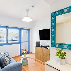 https://costa-calma-sun-beach-pool-wifi.in-canary-islands.com